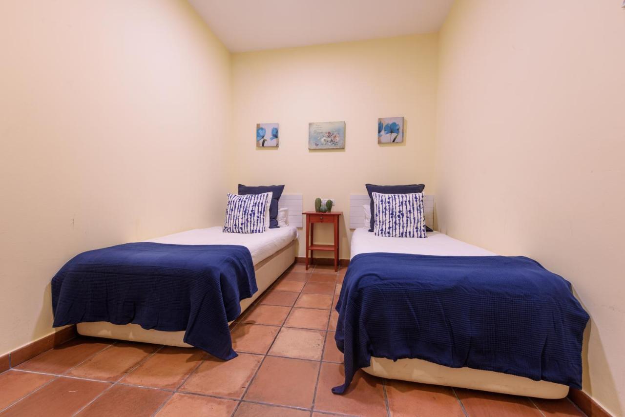Ramblasrentals Chic & Spacious Flat Pool Table 15M Ramblas - Parking - Wifi Barcelona Luaran gambar