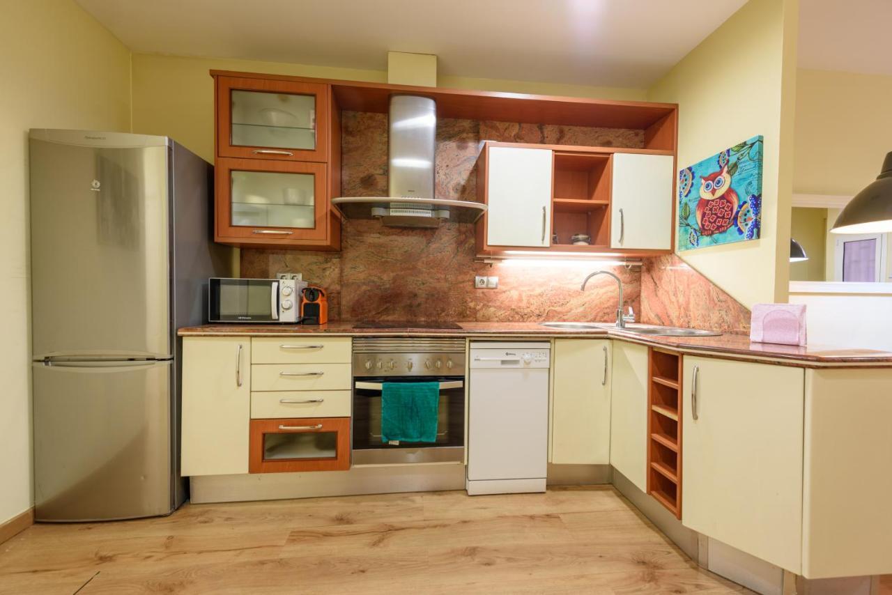 Ramblasrentals Chic & Spacious Flat Pool Table 15M Ramblas - Parking - Wifi Barcelona Luaran gambar